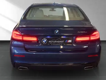 BMW 530E A