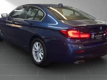 BMW 530E A