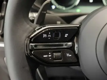 ASTON MARTIN DBX707 Black Interior & Exterior