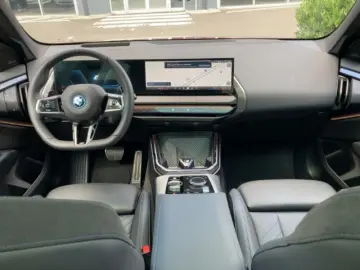 BMW X3 30e xDrive M-Sport-Pro Pano AHK 21 Iconic HeadUp