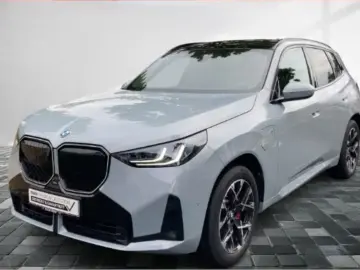 BMW X3 30e xDrive M-Sport-Pro Pano AHK 19 Iconic D HeadUp