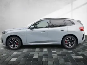 BMW X3 30e xDrive M-Sport-Pro Pano AHK 19 Iconic D HeadUp