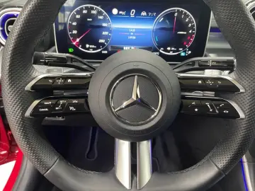 MERCEDES-BENZ C 300 de AMG AMG MBUX Night Fahrassist AHK HUD