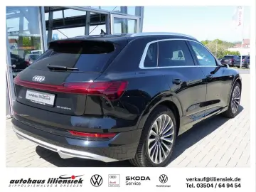 AUDI e-tron 55 quattro 300 KW S line B&O PANOD MASSAG