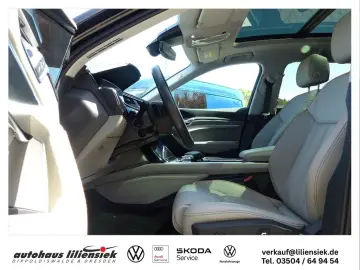 AUDI e-tron 55 quattro 300 KW S line B&O PANOD MASSAG