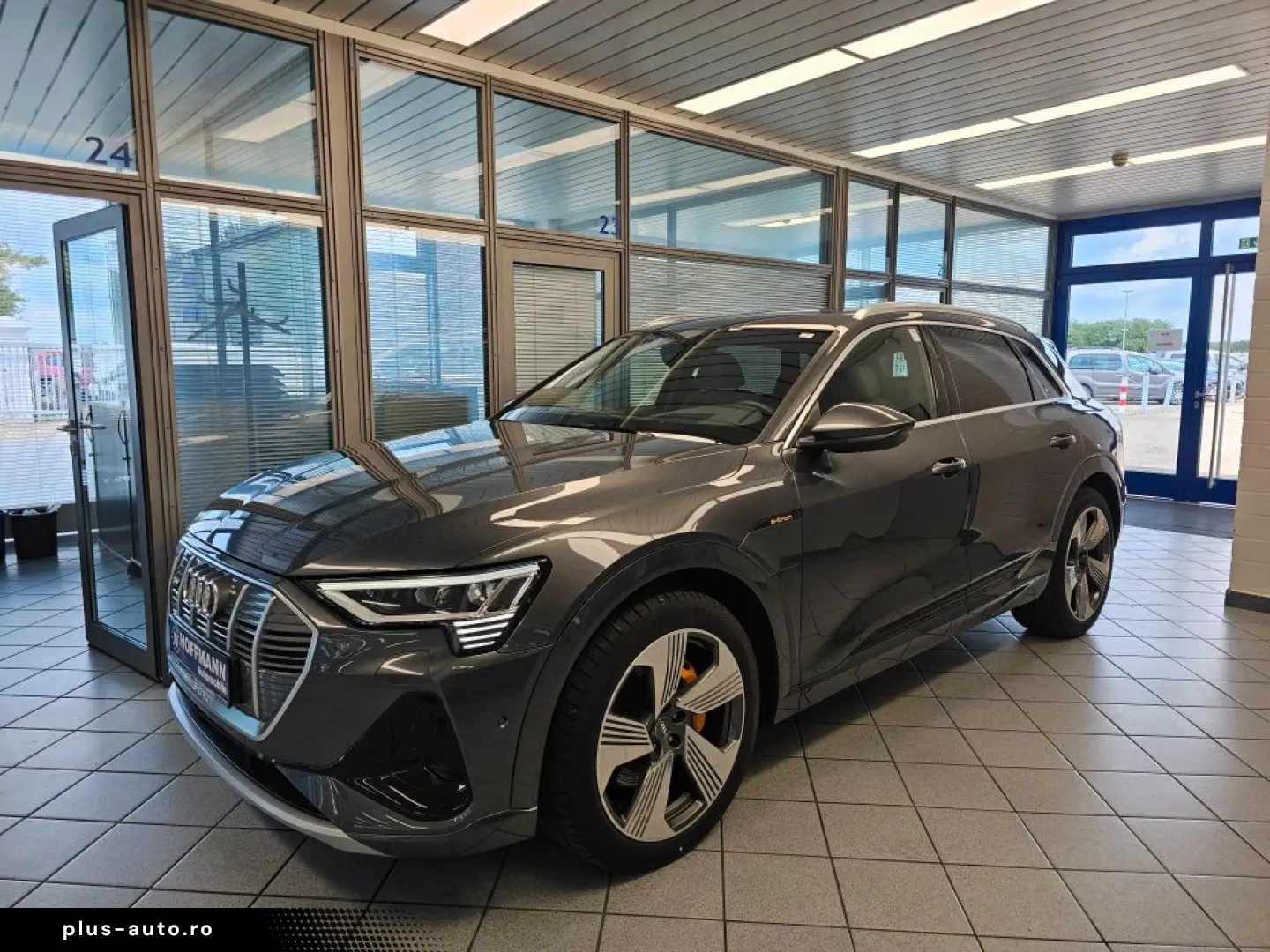 AUDI etron 55 S-Line AHK Pano-Dach Kamera Head-Up