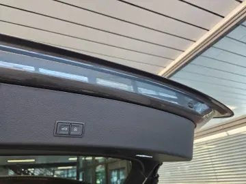 AUDI etron 55 S-Line AHK Pano-Dach Kamera Head-Up