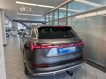 AUDI etron 55 S-Line AHK Pano-Dach Kamera Head-Up