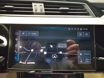 AUDI etron 55 S-Line AHK Pano-Dach Kamera Head-Up