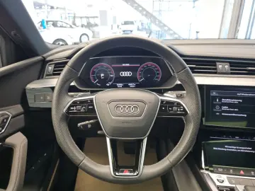 AUDI etron 55 S-Line AHK Pano-Dach Kamera Head-Up