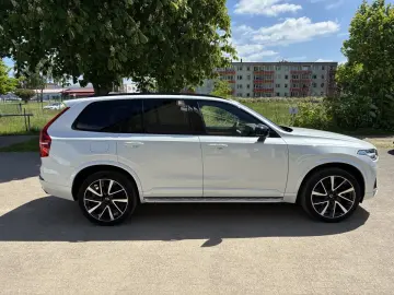 VOLVO XC90 Recharge T8 Ultimate Dark AWD