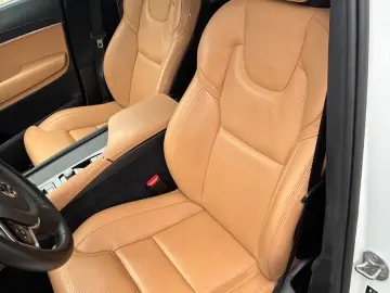 VOLVO XC90 Recharge T8 Ultimate Dark AWD
