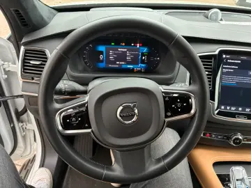 VOLVO XC90 Recharge T8 Ultimate Dark AWD