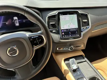 VOLVO XC90 Recharge T8 Ultimate Dark AWD