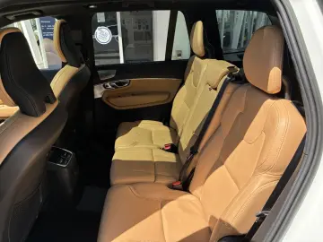 VOLVO XC90 Recharge T8 Ultimate Dark AWD