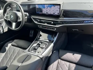 BMW X5 xDrive50e M Sport DA PA-Pro HK KomSi Pano AHK