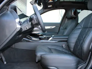 BMW 740d xDrive M Sport PanoSky Multi FondExperience