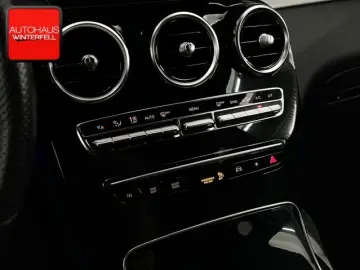 MERCEDES-BENZ GLC 220 d 4M COUPE AMG NIGHT KAMERA LEDER-ROT