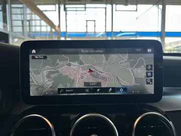 MERCEDES-BENZ GLC 220 d 4Matic Leder R.Cam Navi ACC SHZ LED