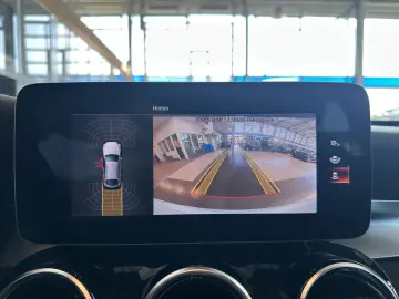 MERCEDES-BENZ GLC 220 d 4Matic Leder R.Cam Navi ACC SHZ LED