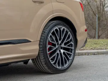 AUDI Q7 60 TFSIe SLINE.MATRIX.PANO.LUFTF.HUD.AHK.2STÜ