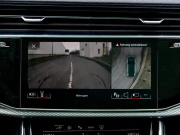 AUDI Q7 60 TFSIe SLINE.MATRIX.PANO.LUFTF.HUD.AHK.2STÜ