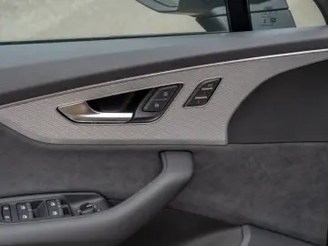 AUDI Q7 60 TFSIe SLINE.MATRIX.PANO.LUFTF.HUD.AHK.2STÜ