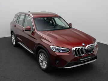 BMW X3 xD30e Laser Kamera HUD DAB HiFi AHK Komfort