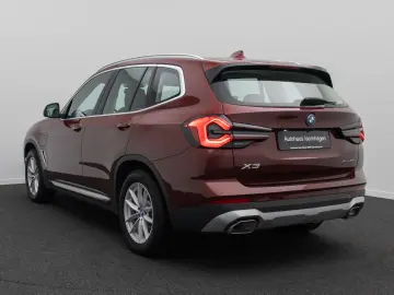 BMW X3 xD30e Laser Kamera HUD DAB HiFi AHK Komfort