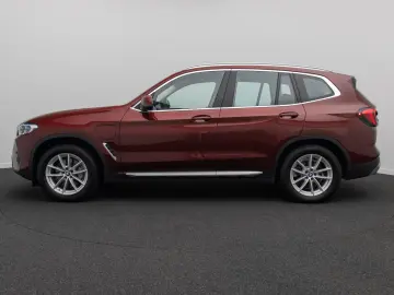 BMW X3 xD30e Laser Kamera HUD DAB HiFi AHK Komfort