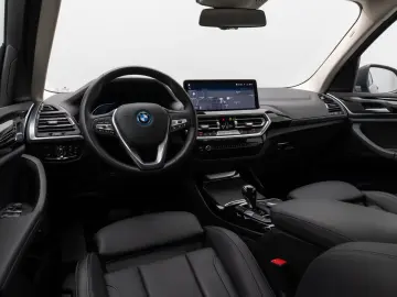BMW X3 xD30e Laser Kamera HUD DAB HiFi AHK Komfort