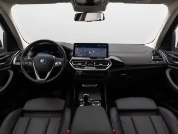 BMW X3 xD30e Laser Kamera HUD DAB HiFi AHK Komfort