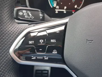 VW Touareg 3.0 TDI 4 Motion R-Line Black Style eUPE