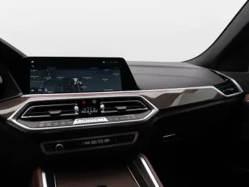 BMW X6 xD30d M Sport Kamera Laser HUD DAB HiFi 21Zol