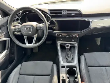 AUDI Q3 Sportback S line 35 TDI S tronic AHK NAVI RFK