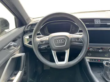AUDI Q3 Sportback S line 35 TDI S tronic AHK NAVI RFK