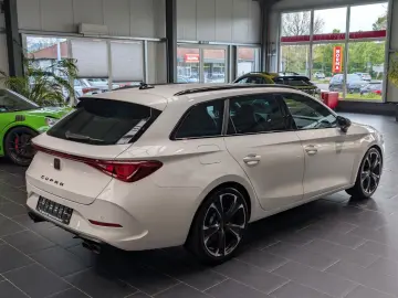 CUPRA Leon Sportstourer 2.0 TSI 4Drive DSG VZ