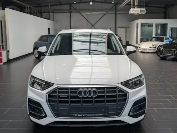 AUDI Q5 40 TFSI quattro S tronic 1.Hand