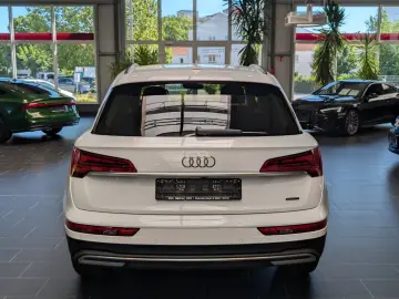 AUDI Q5 40 TFSI quattro S tronic 1.Hand