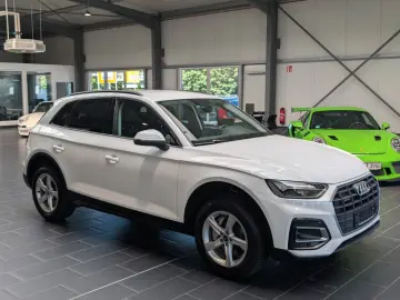 AUDI Q5 40 TFSI quattro S tronic 1.Hand