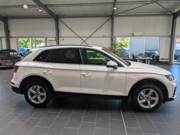 AUDI Q5 40 TFSI quattro S tronic 1.Hand