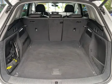 AUDI Q5 40 TFSI quattro S tronic 1.Hand