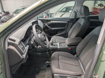 AUDI Q5 40 TDI quattro S tronic S line 1.Hand