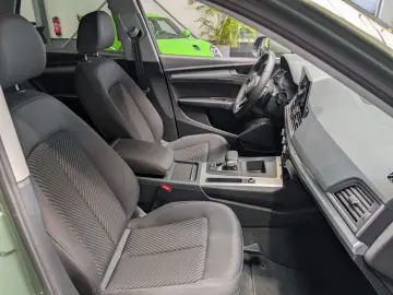 AUDI Q5 40 TDI quattro S tronic S line 1.Hand