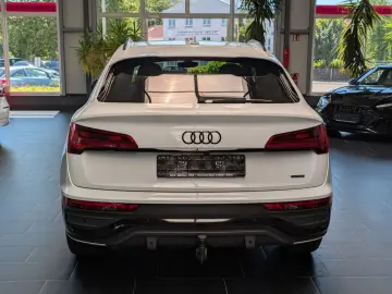 AUDI Q5 40 TDI Sportback quattro S line 8-fach