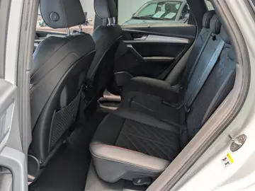 AUDI Q5 40 TDI Sportback quattro S line 8-fach