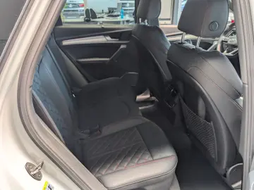 AUDI Q5 40 TDI Sportback quattro S line 8-fach
