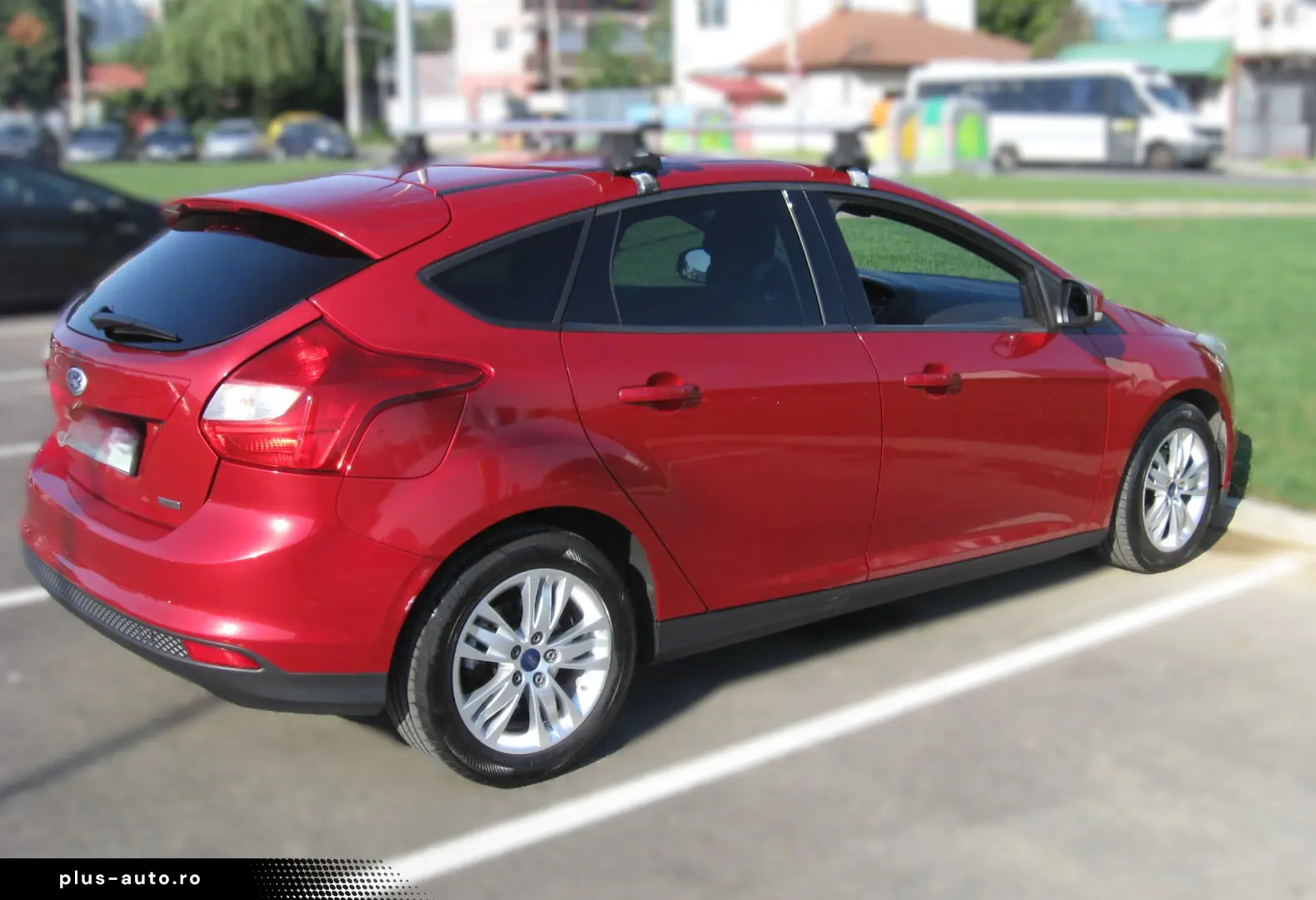 Ford Focus 2012 benzina 125 cai  mauala  RO unic proprietar