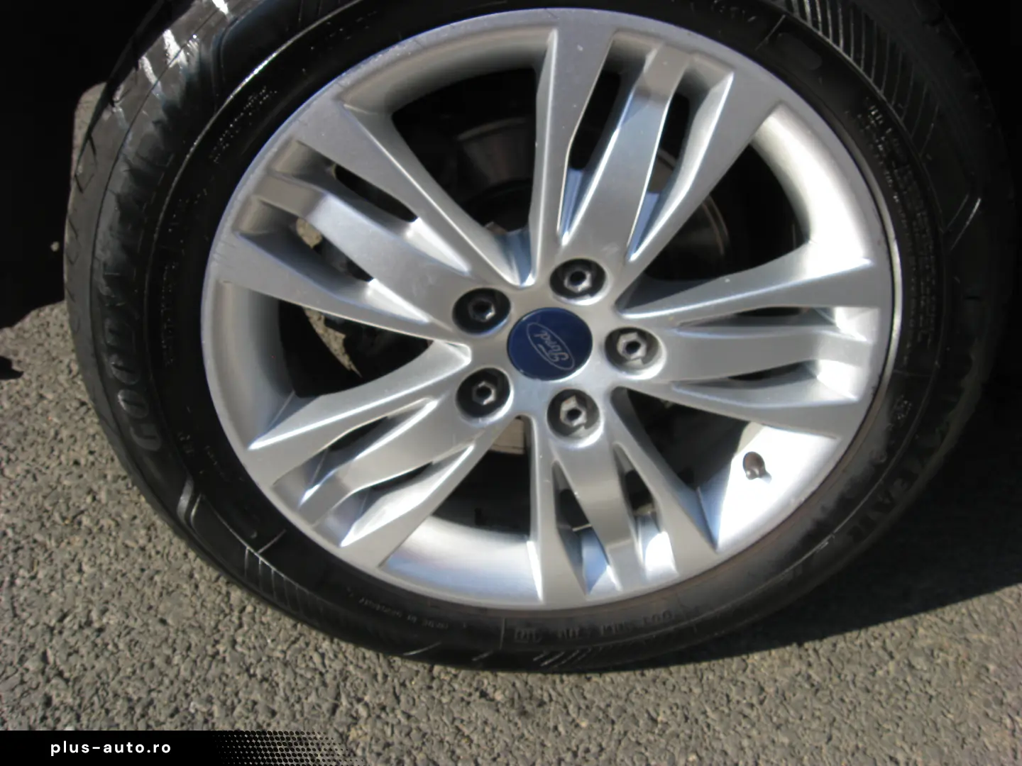 Ford Focus 2012 benzina 125 cai  mauala  RO unic proprietar