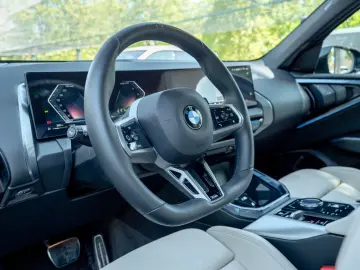 BMW X3 20d M SPORT.PANO.DR.ASS.LED.LHZ.AHK.3STÜCK